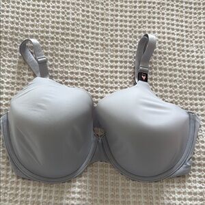 Women's Gray Grey icy blue new never worn 36DD Bra Victoria’s Secret